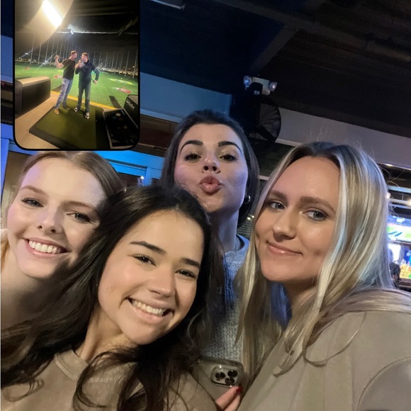 Meet your Posher, Emily - Picture 1 of 1